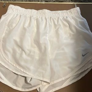 Nike Women running shorts Dri-Fit. guc